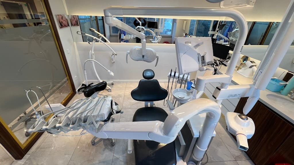 Dental İmplants Turkey İstanbul Clinic | Best Dental Clinic in Turkey | Best Dentist İstanbul | Turkey Teeth photo